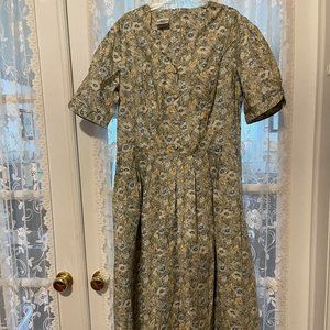 Vintage Laura Ashley Size UK18/US14 Summer Dress